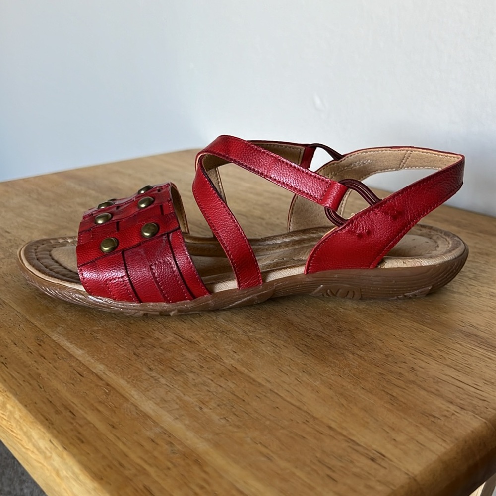 Jafa 124 Red Studded Toe Sandals Size 37 - Picture 2 of 8